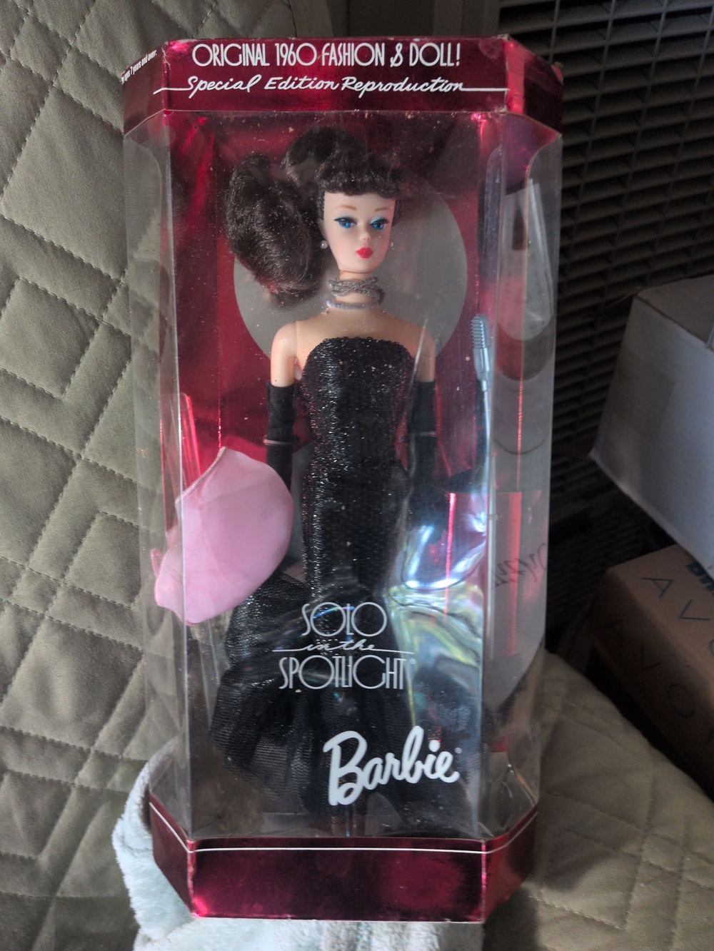 Barbie Black Glitter Evening Gown with Pink Glove Accessory - Barbie